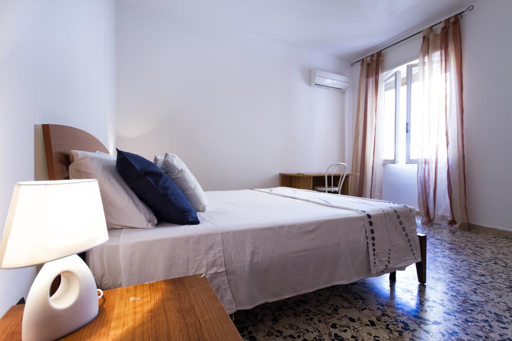 Appartement Seaside Holidays à Alghero Extérieur photo
